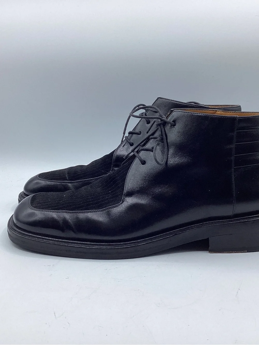 Mezlan Spain Men's Black Leather Mixed Media Square Toe Chukka Boots Size 9M⁠